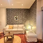 Апартаменты Unique Location - 130m2 & Garden Close To Museums Бильбао
