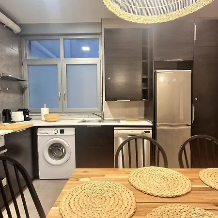 Unique Location - 130m2 & Garden Close To Museums * Бильбао
