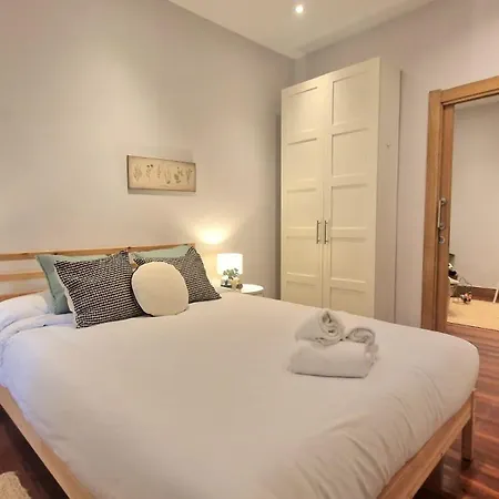 Unique Location - 130m2 & Garden Close To Museums Bilbao