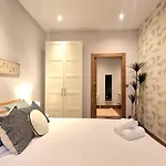 Lägenhet Unique Location - 130m2 & Garden Close To Museums *