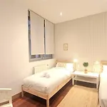 Lägenhet Unique Location - 130m2 & Garden Close To Museums *