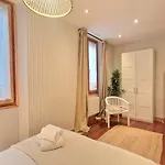 Lägenhet Unique Location - 130m2 & Garden Close To Museums