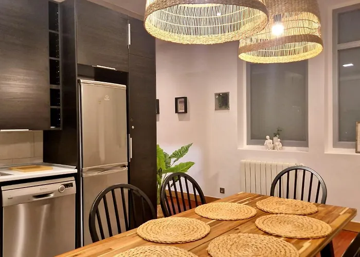 Unique Location - 130m2 & Garden Close To Museums