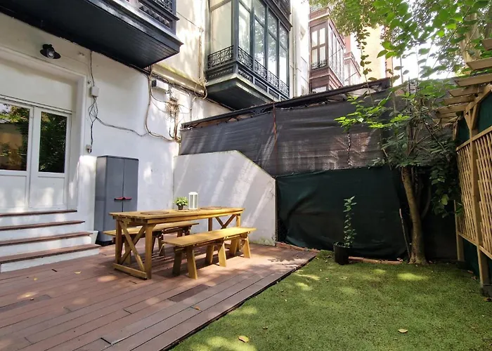 Unique Location - 130m2 & Garden Close To Museums