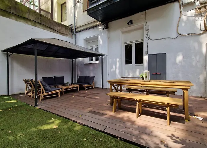 Unique Location - 130m2 & Garden Close To Museums