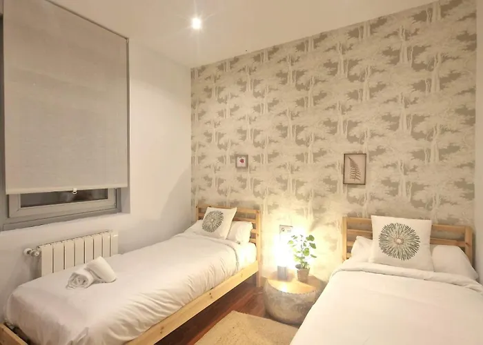 Unique Location - 130m2 & Garden Close To Museums