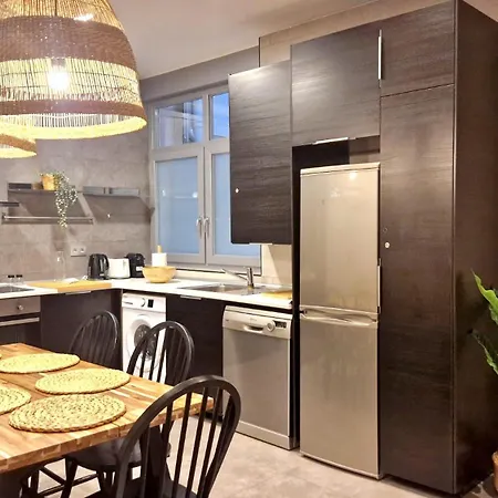 Lejlighed Unique Location - 130m2 & Garden Close To Museums