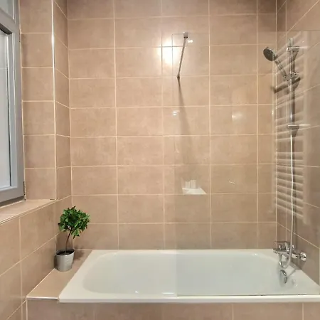 Lejlighed Unique Location - 130m2 & Garden Close To Museums