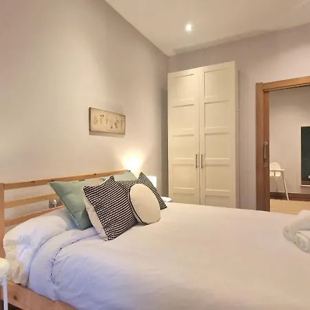 Unique Location - 130m2 & Garden Close To Museums Bilbao