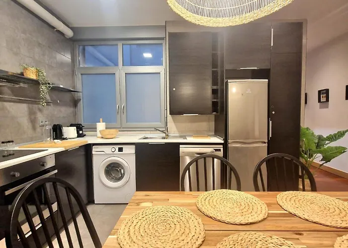 Unique Location - 130m2 & Garden Close To Museums * Бильбао