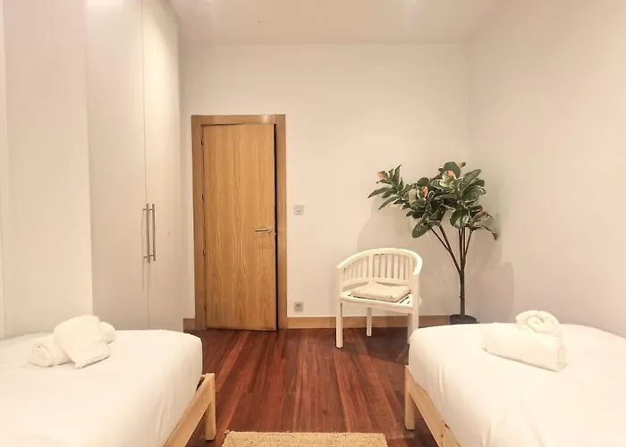 Unique Location - 130m2 & Garden Close To Museums * Бильбао