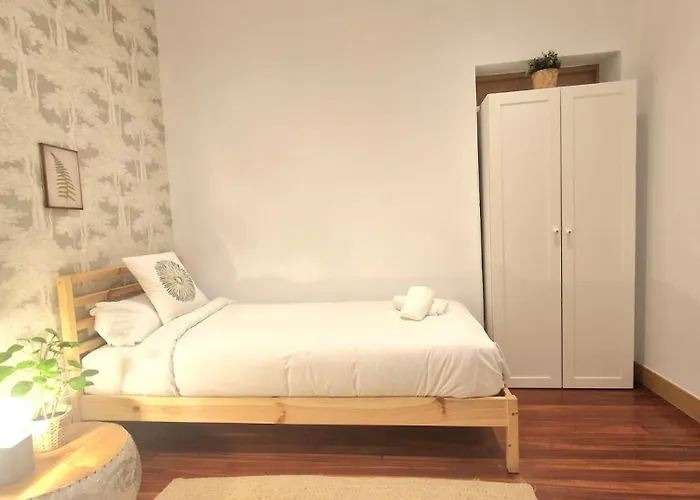 Unique Location - 130m2 & Garden Close To Museums Апартаменты