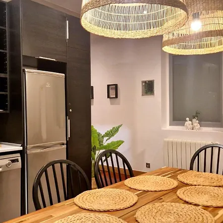 Unique Location - 130m2 & Garden Close To Museums