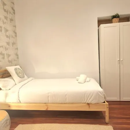 Unique Location - 130m2 & Garden Close To Museums Appartamento