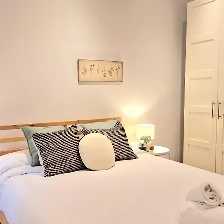 Unique Location - 130m2 & Garden Close To Museums Bilbao