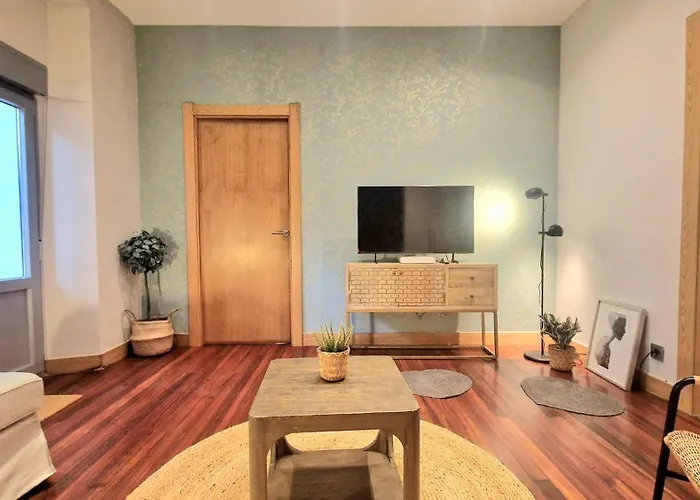 Unique Location - 130m2 & Garden Close To Museums *